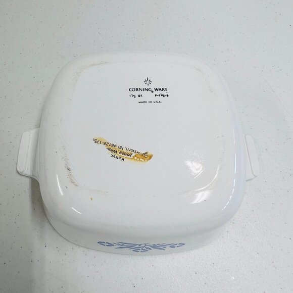Corning Ware Blue Cornflower Casserole Dish 1.5 Qt A - 1 1/2 - B USA 7" x 7" - Picture 3 of 4